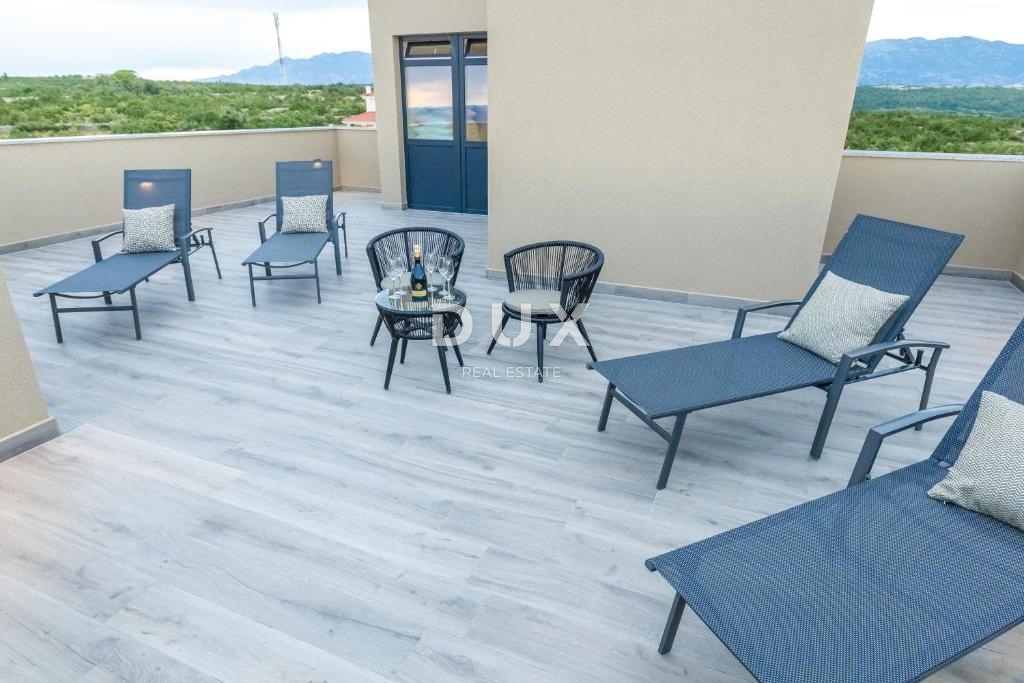 ISOLA DI PAG, NOVALJA - Investimento top: villa di lusso con piscina e vista mare