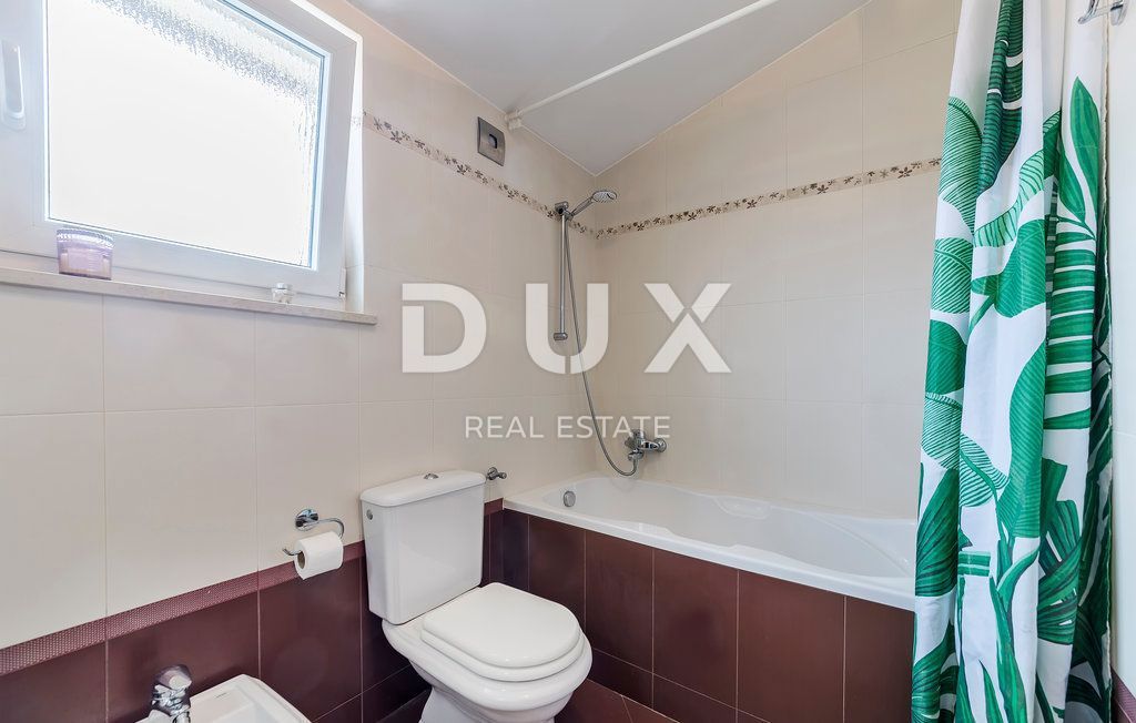 ISTRIA, POLA - Appartamento su due piani in posizione ricercata