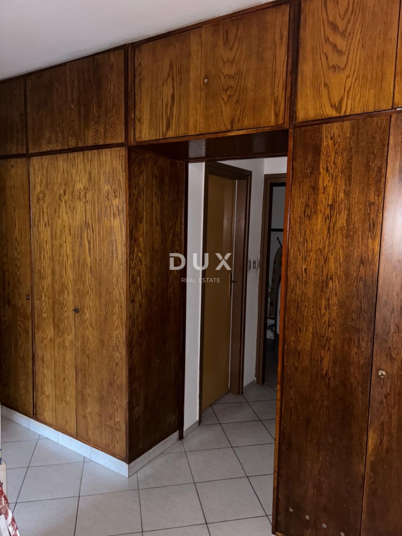 RIJEKA, KRIMEA - 2BR+LR vista mare