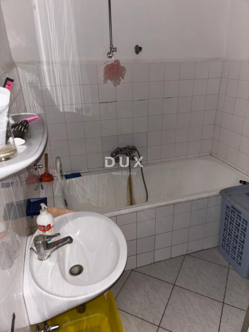 RIJEKA, KRIMEA - 2BR+LR vista mare