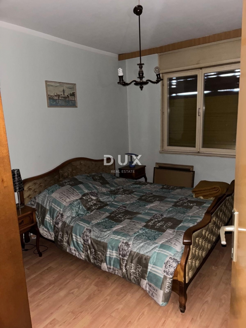 RIJEKA, KRIMEA - 2BR+LR vista mare