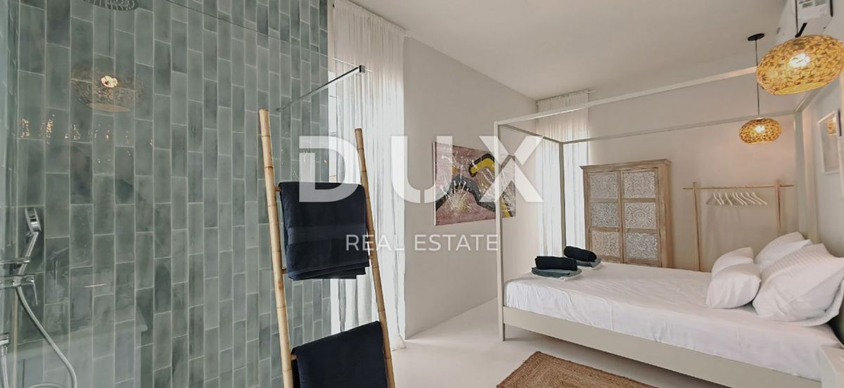 ISOLA DI KRK, LINARDIĆI - Lussuosa casa moderna a un piano con piscina e vista mare