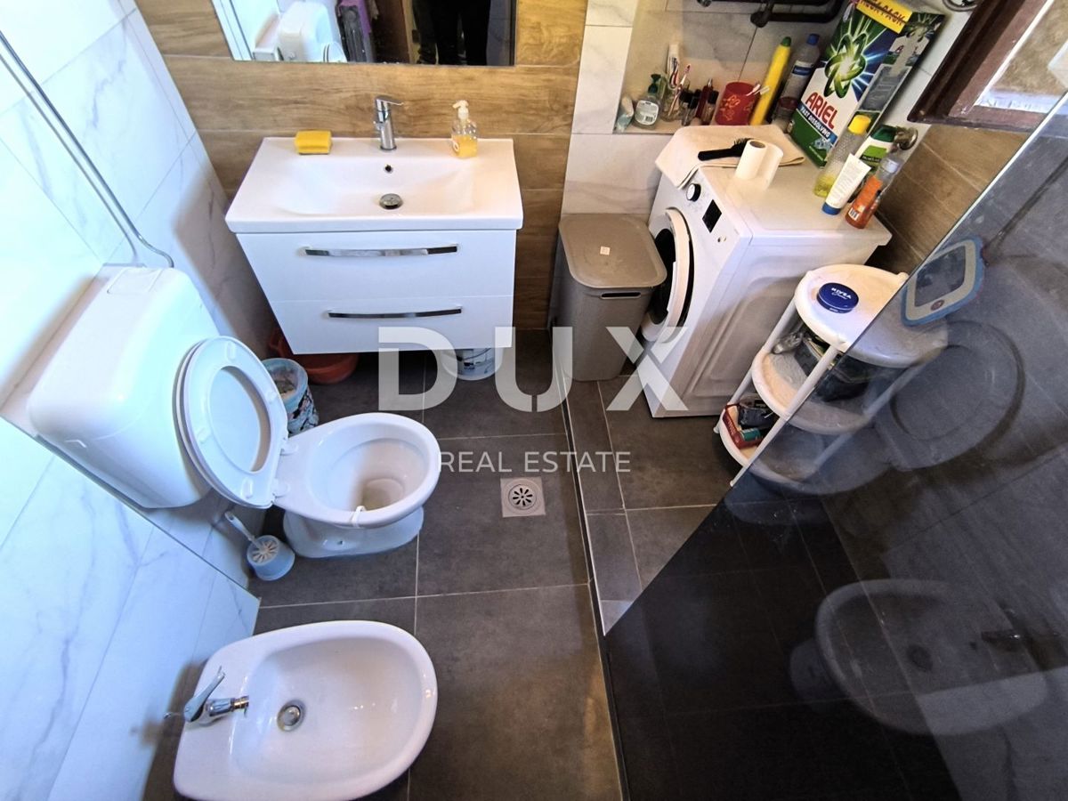 ISTRIA, POLA - Appartamento duplex con giardino e garage vicino alla spiaggia