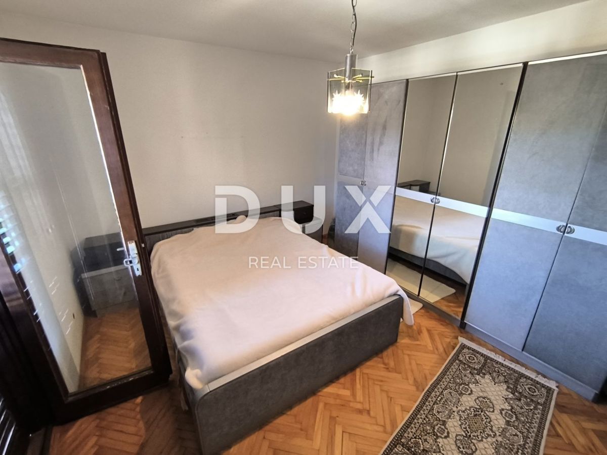 ISTRIA, POLA - Appartamento duplex con giardino e garage vicino alla spiaggia