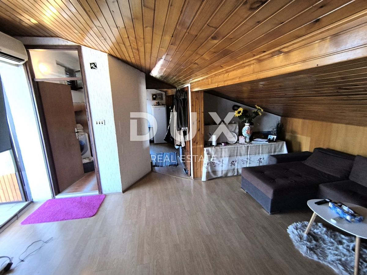 ISTRIA, POLA - Appartamento duplex con giardino e garage vicino alla spiaggia