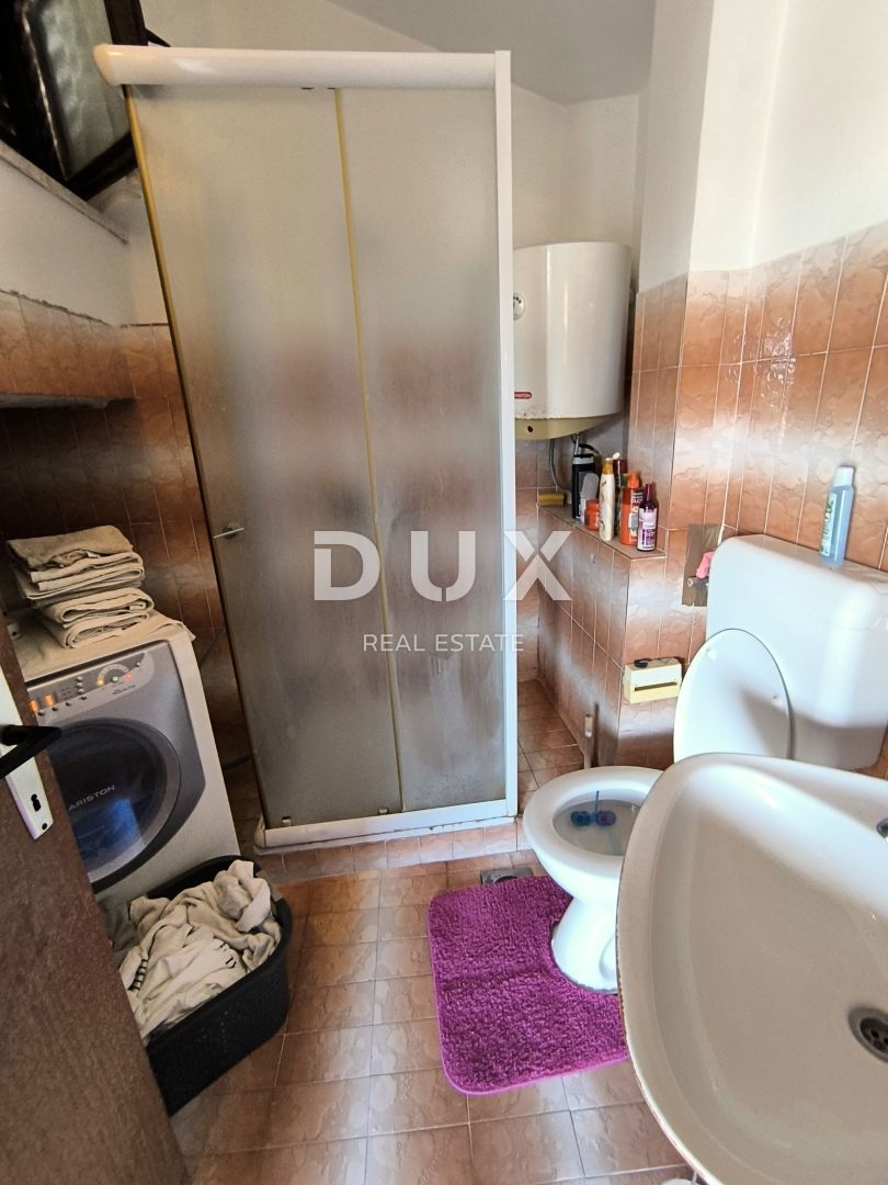 ISTRIA, POLA - Appartamento duplex con giardino e garage vicino alla spiaggia