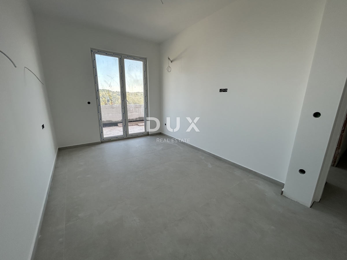 MURTER, JEZERA - NUOVA COSTRUZIONE, Appartamento con piscina, posizione tranquilla