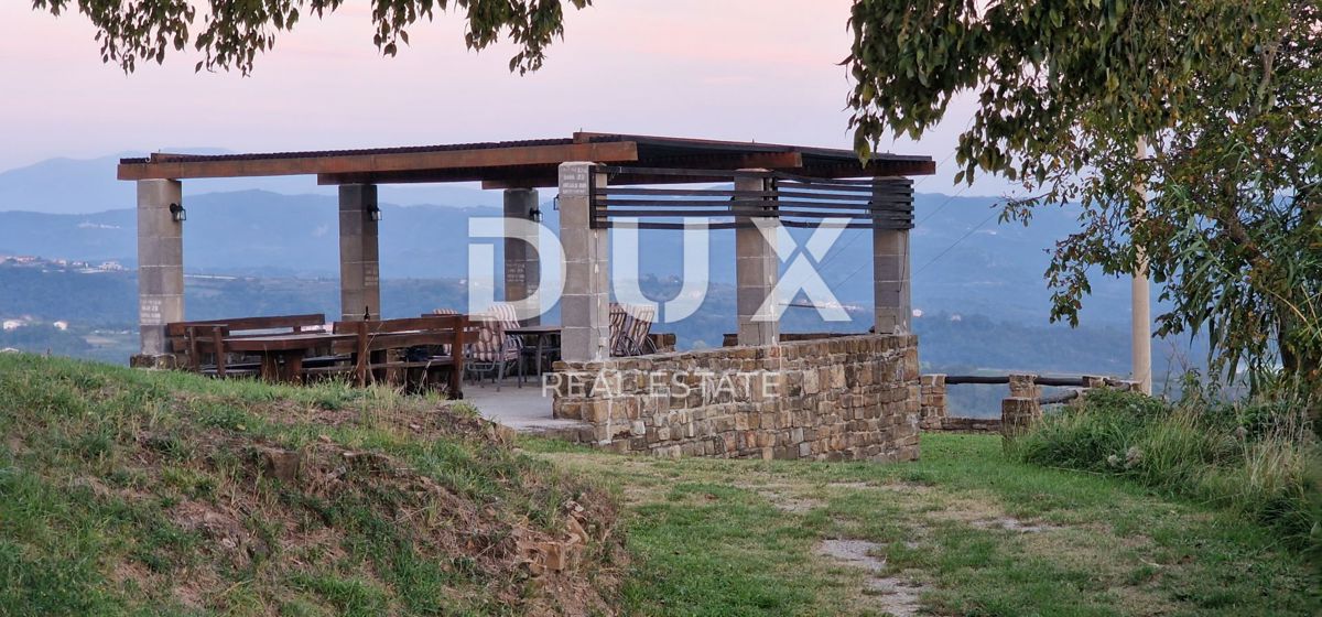 ISTRIA, MOTOVUN - Grande tenuta di 170.000 m2, la vista più bella dell'Istria - Lago Butoniga, Učka, Ćićarija, Montona e la foresta del tartufo di Montona!