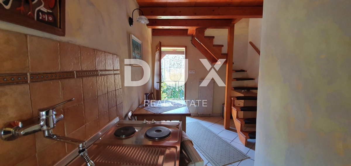 ISTRIA, BALE - Fiaba di pietra nel cuore della città, 5 appartamenti e uffici