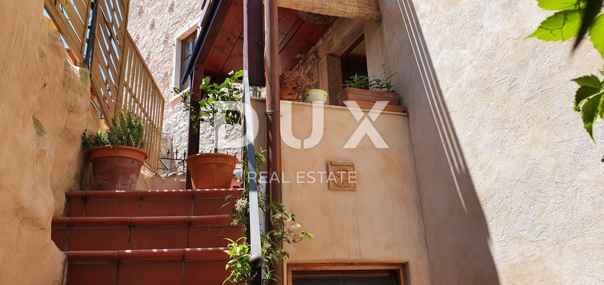 ISTRIA, BALE - Fiaba di pietra nel cuore della città, 5 appartamenti e uffici