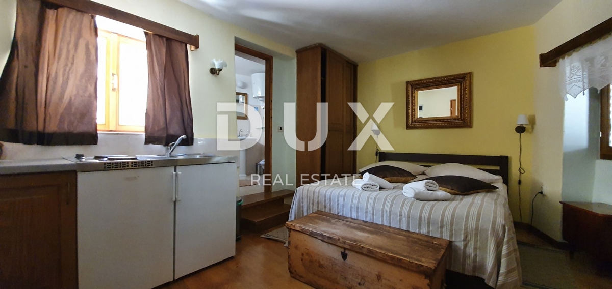 ISTRIA, BALE - Fiaba di pietra nel cuore della città, 5 appartamenti e uffici