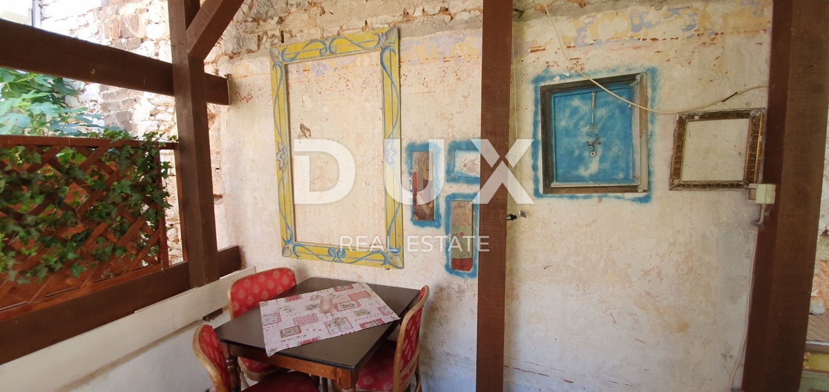 ISTRIA, BALE - Fiaba di pietra nel cuore della città, 5 appartamenti e uffici