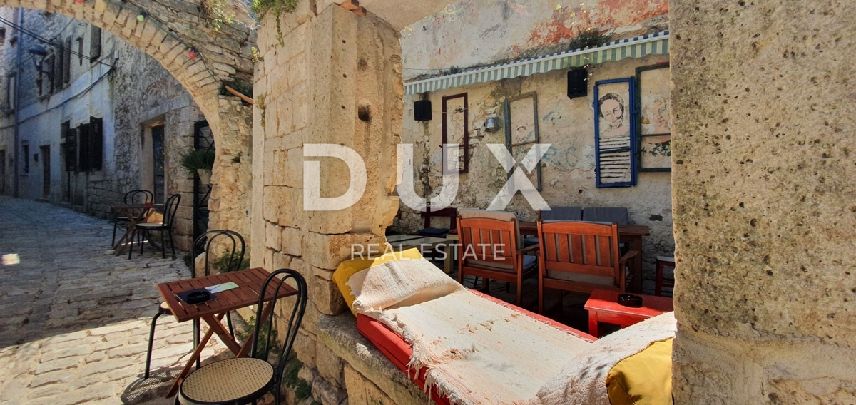 ISTRIA, BALE - Fiaba di pietra nel cuore della città, 5 appartamenti e uffici