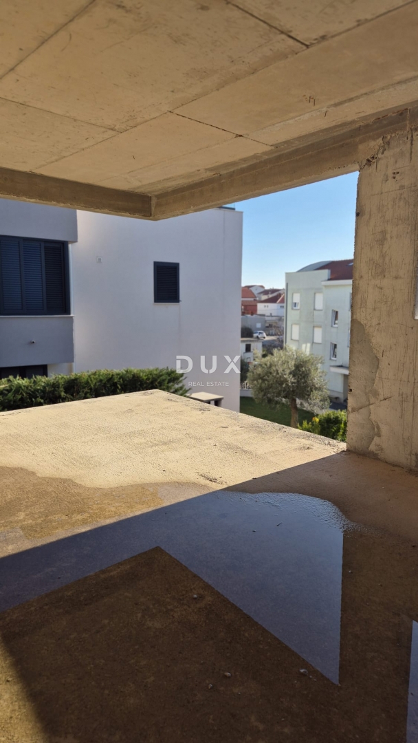 ZADAR, PLOVANIJA - OCCASIONE! Nuova costruzione in posizione strategica!