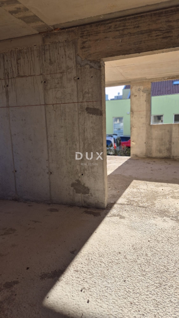 ZADAR, PLOVANIJA - OCCASIONE! Nuova costruzione in posizione strategica!