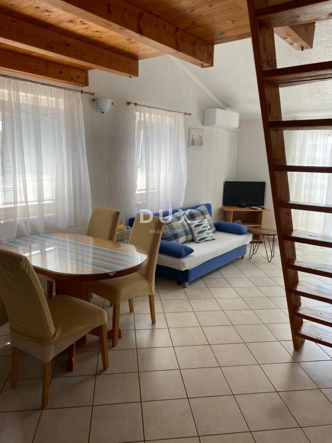 ISTRIA, MEDULIN - Monolocale con galleria, a 450 m dal mare!