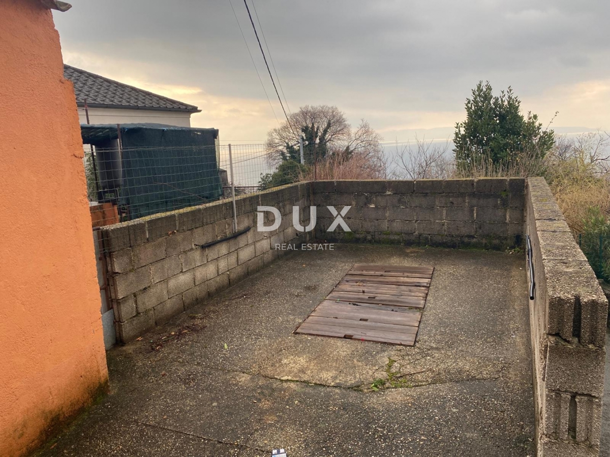 RIJEKA, KOSTRENA - casa indipendente + giardino con parcheggio e vista mare! OCCASIONE!