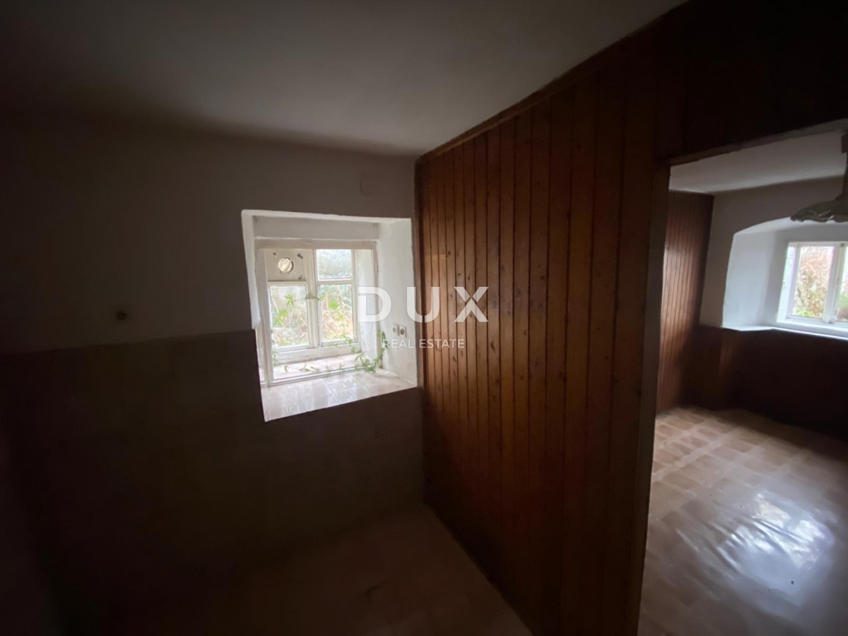 RIJEKA, KOSTRENA - casa indipendente + giardino con parcheggio e vista mare! OCCASIONE!