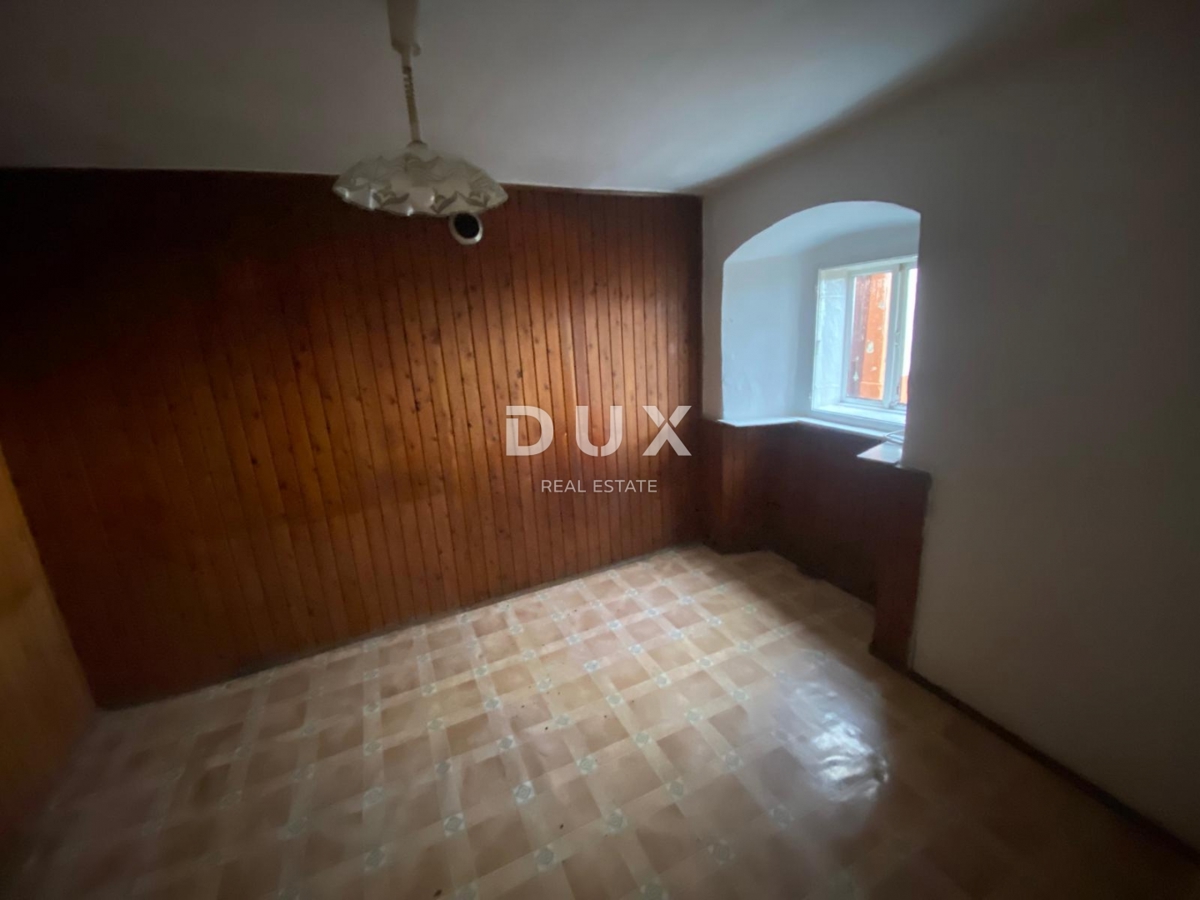 RIJEKA, KOSTRENA - casa indipendente + giardino con parcheggio e vista mare! OCCASIONE!