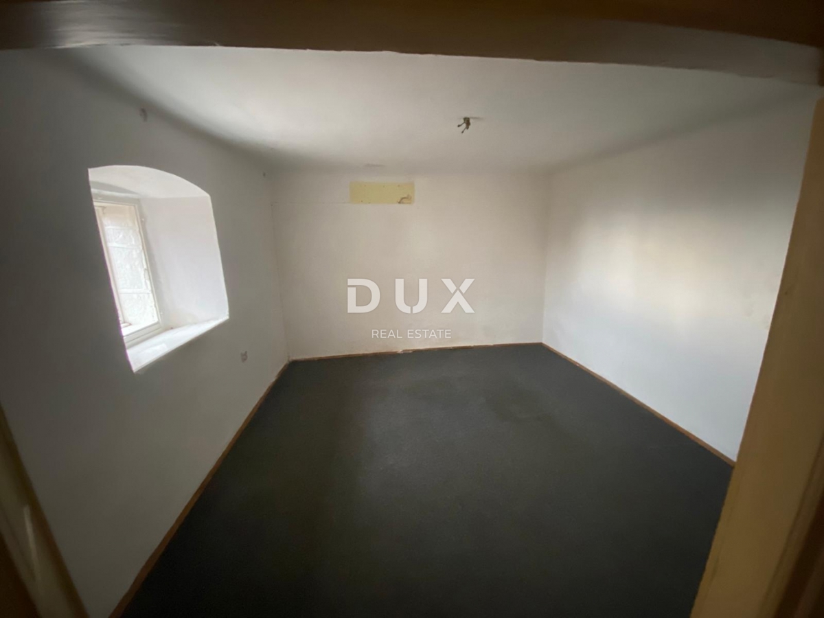 RIJEKA, KOSTRENA - casa indipendente + giardino con parcheggio e vista mare! OCCASIONE!