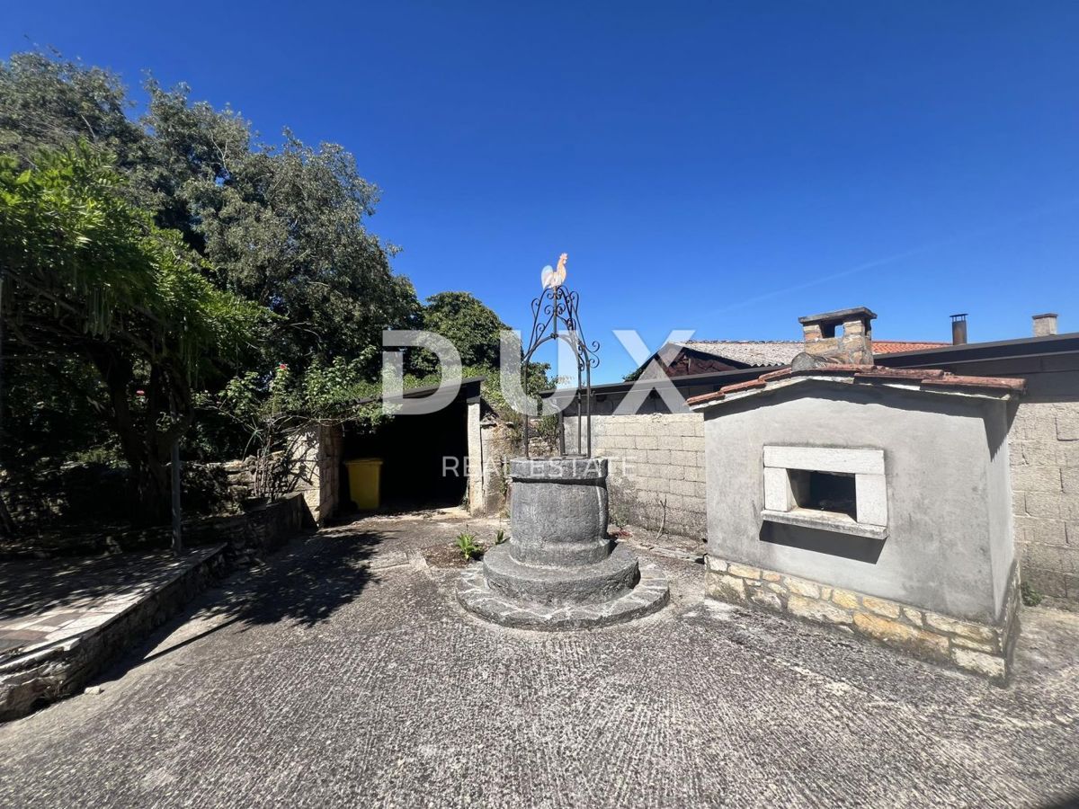 ISTRIA, VIŠNJAN - Casa in pietra con vista