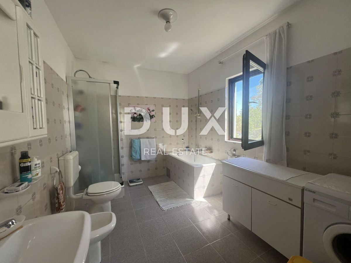 ISTRIA, VIŠNJAN - Casa in pietra con vista