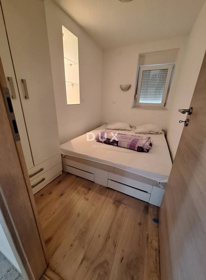 RIJEKA, BULEVARD - Appartamento con cortile privato e vista mare, ideale per vivere o investire