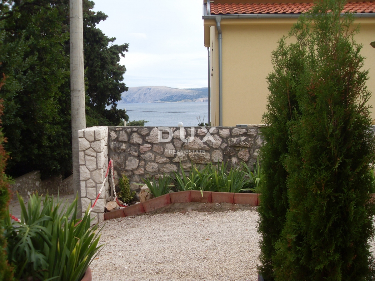 NOVI VINODOLSKI – Elegante casa di 191 m2, a 40 m dal mare