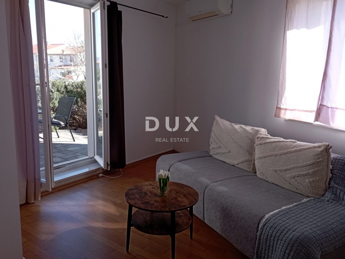 ISOLA DI KRK, CITTÀ DI KRK - Appartamento al piano terra con vista mare