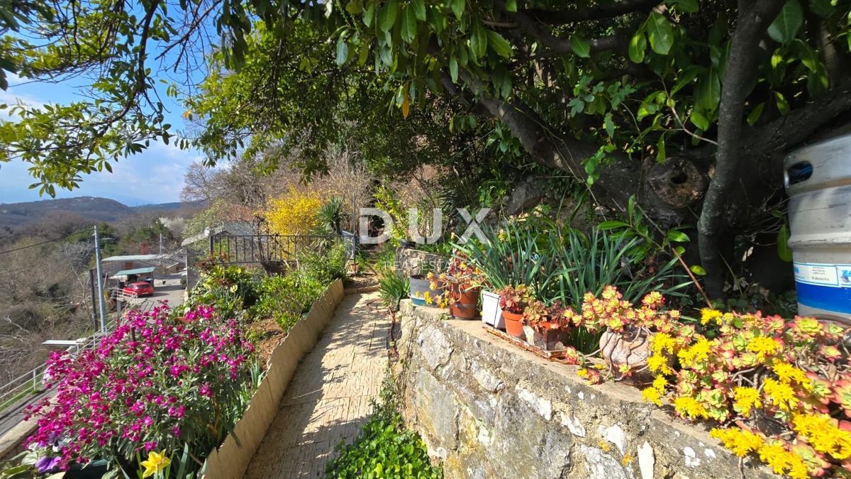 RIJEKA, SUŠAČKA DRAGA - Casa con giardino e vista, 95m²