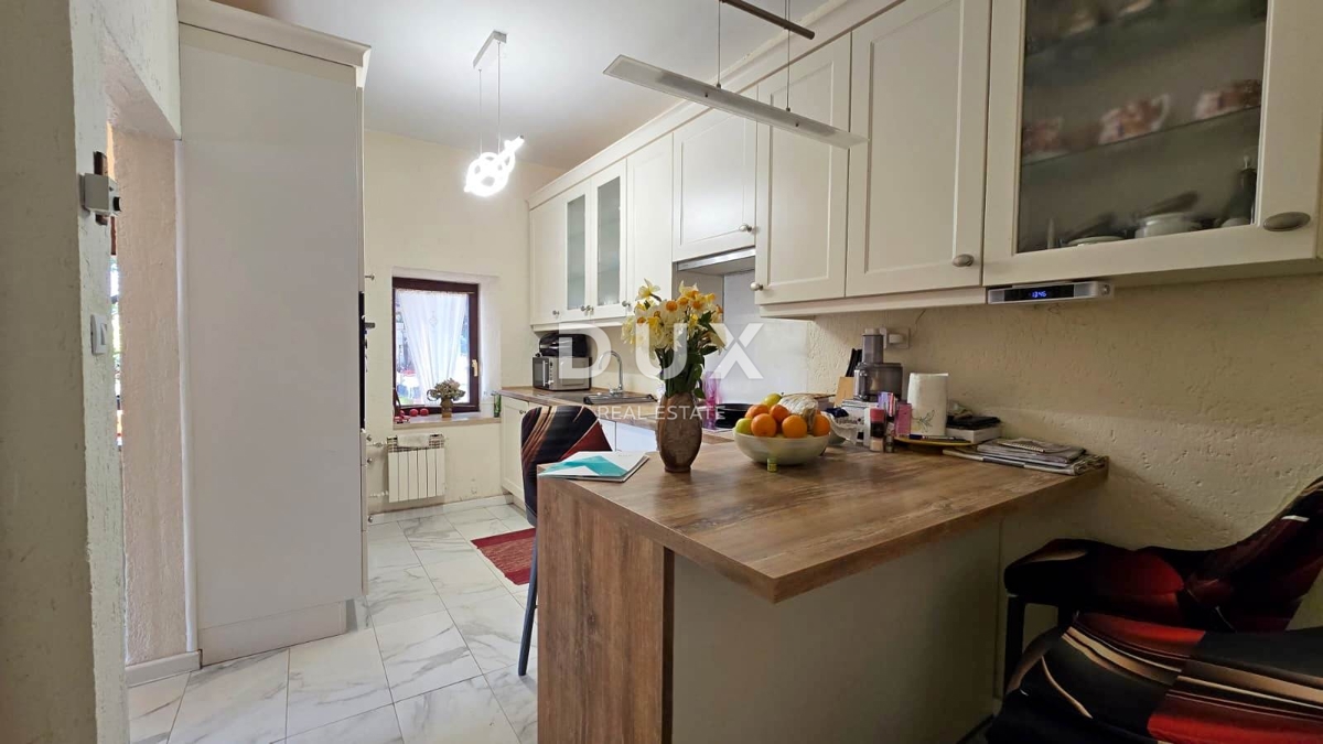 RIJEKA, SUŠAČKA DRAGA - Casa con giardino e vista, 95m²