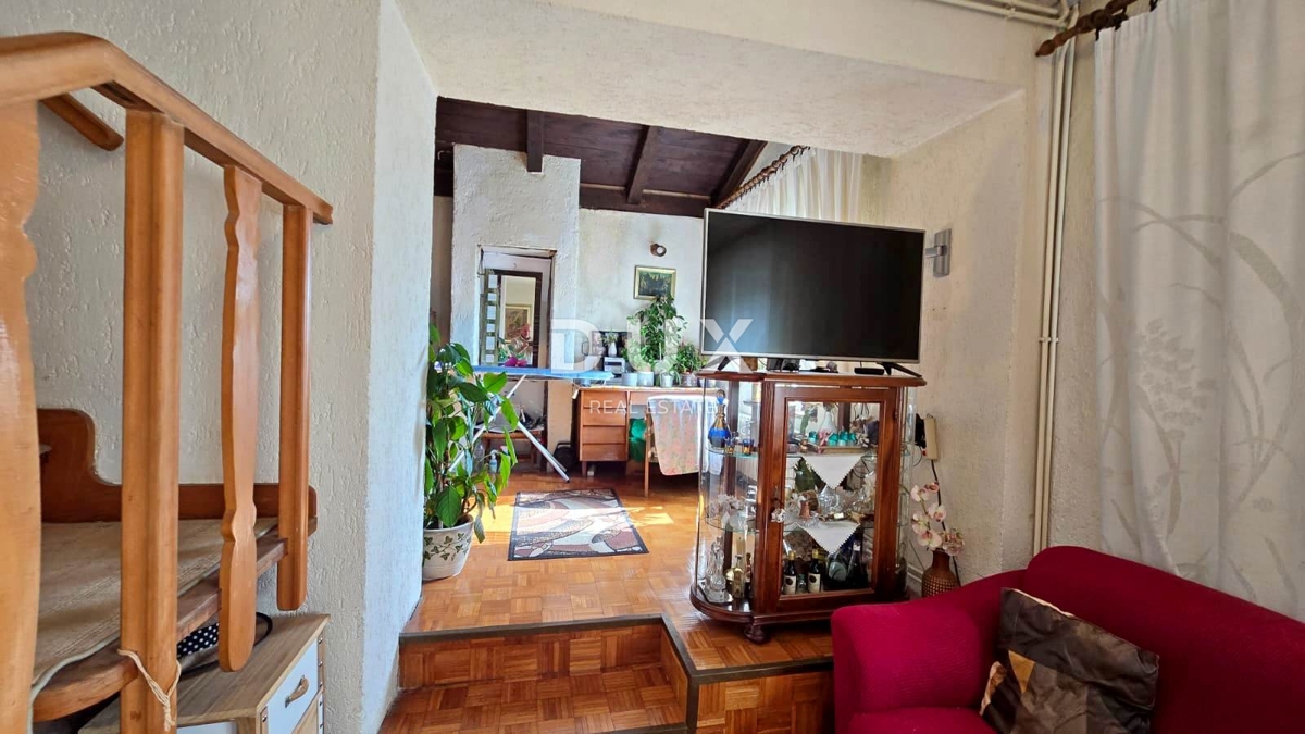 RIJEKA, SUŠAČKA DRAGA - Casa con giardino e vista, 95m²