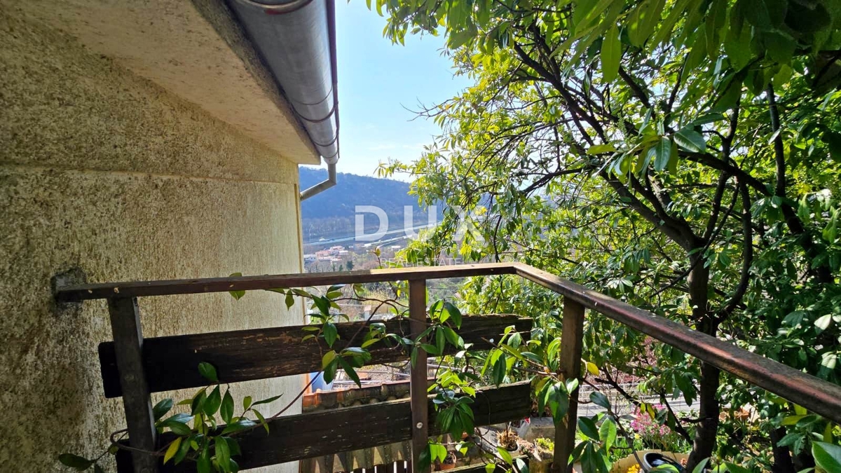 RIJEKA, SUŠAČKA DRAGA - Casa con giardino e vista, 95m²