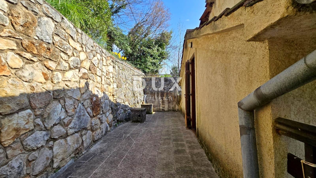 RIJEKA, SUŠAČKA DRAGA - Casa con giardino e vista, 95m²