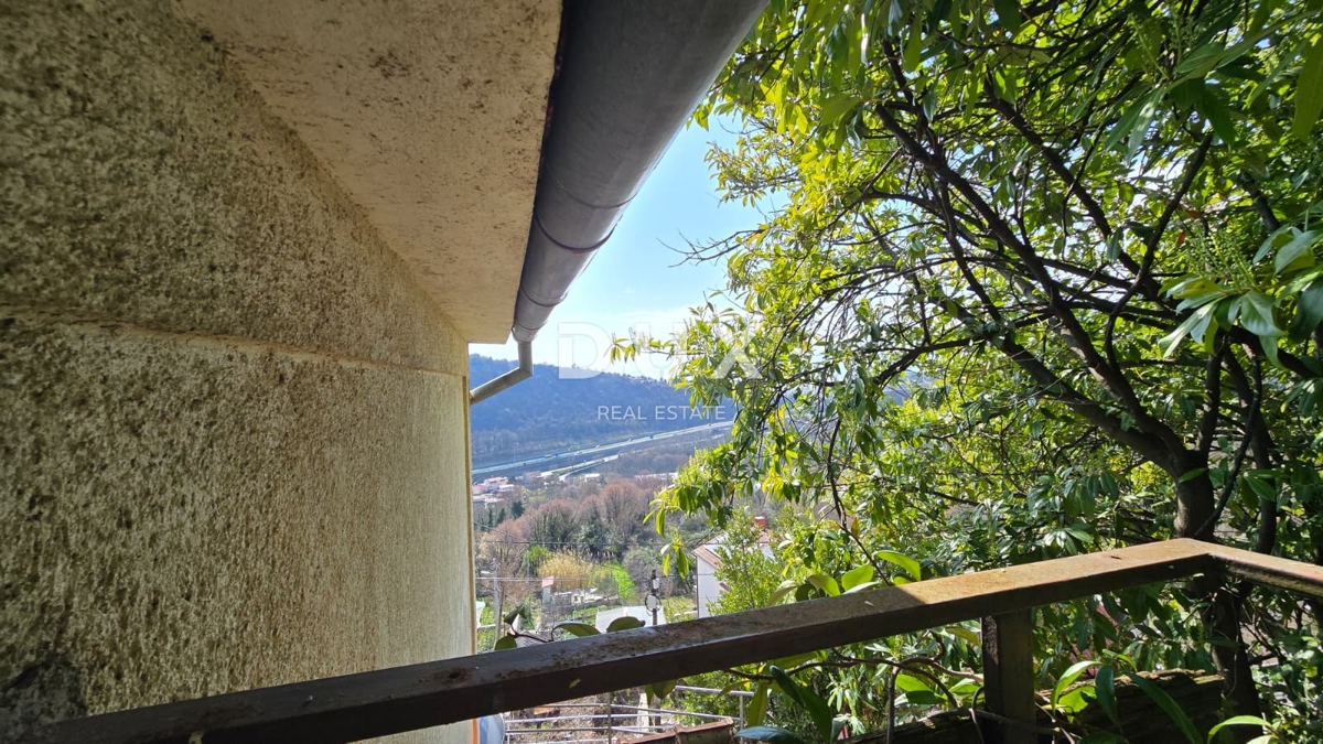 RIJEKA, SUŠAČKA DRAGA - Casa con giardino e vista, 95m²