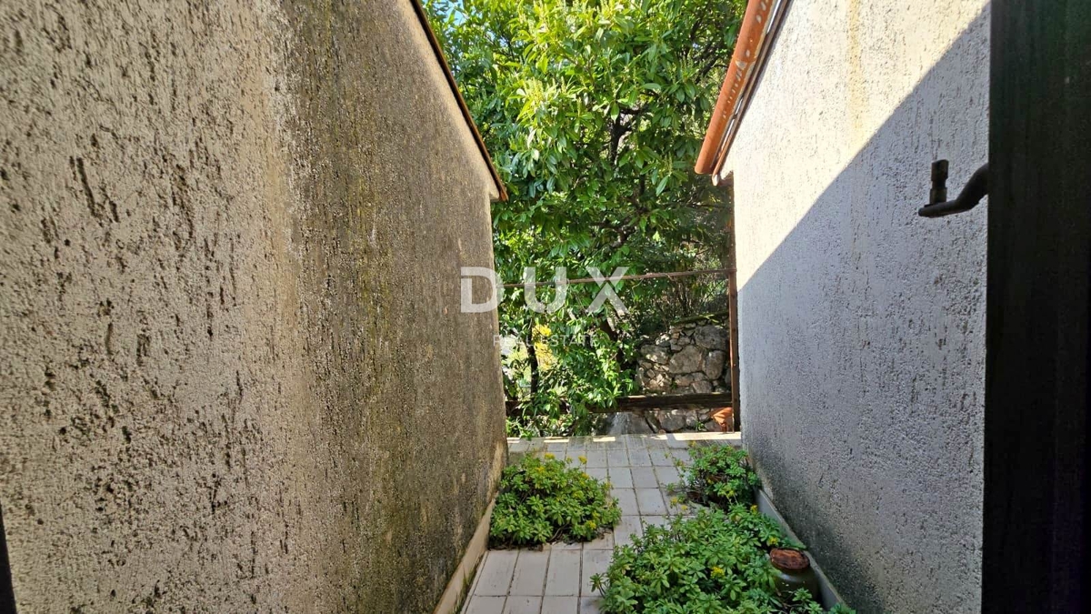 RIJEKA, SUŠAČKA DRAGA - Casa con giardino e vista, 95m²