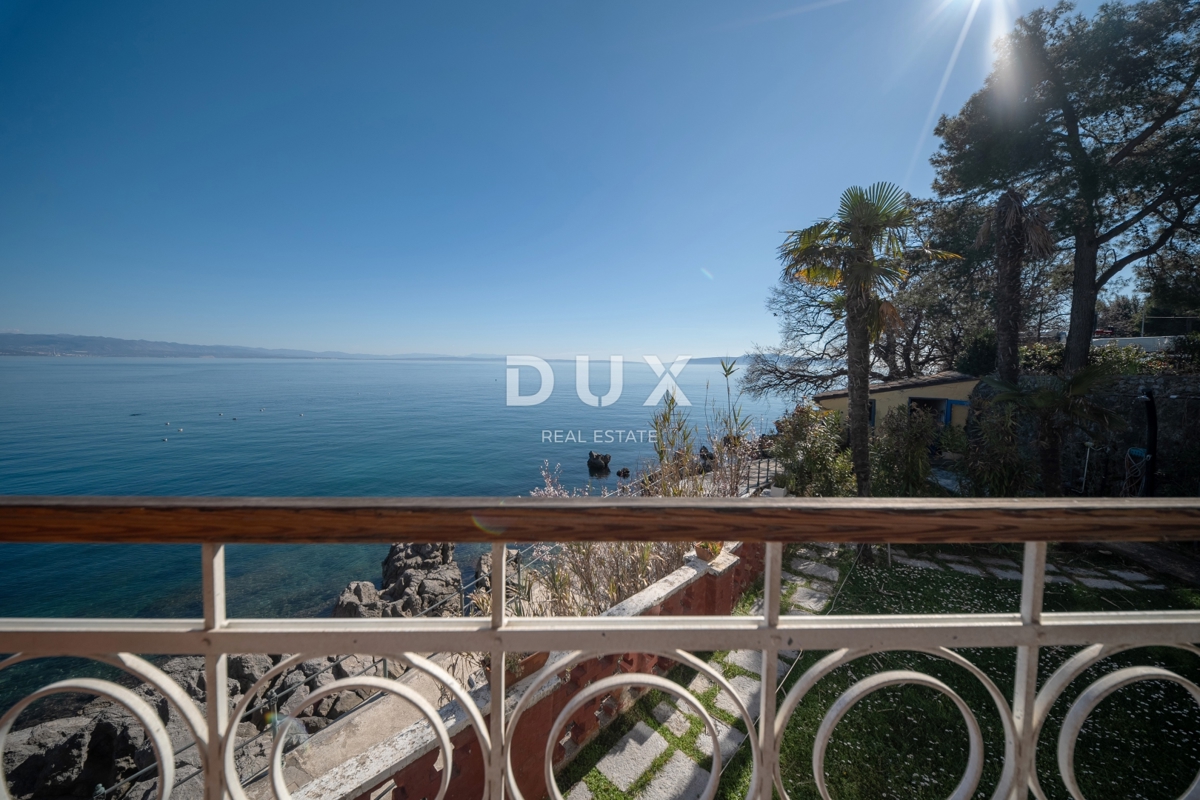 OPATIJA, IČIĆI - Appartamento esclusivo fronte mare in villa storica
