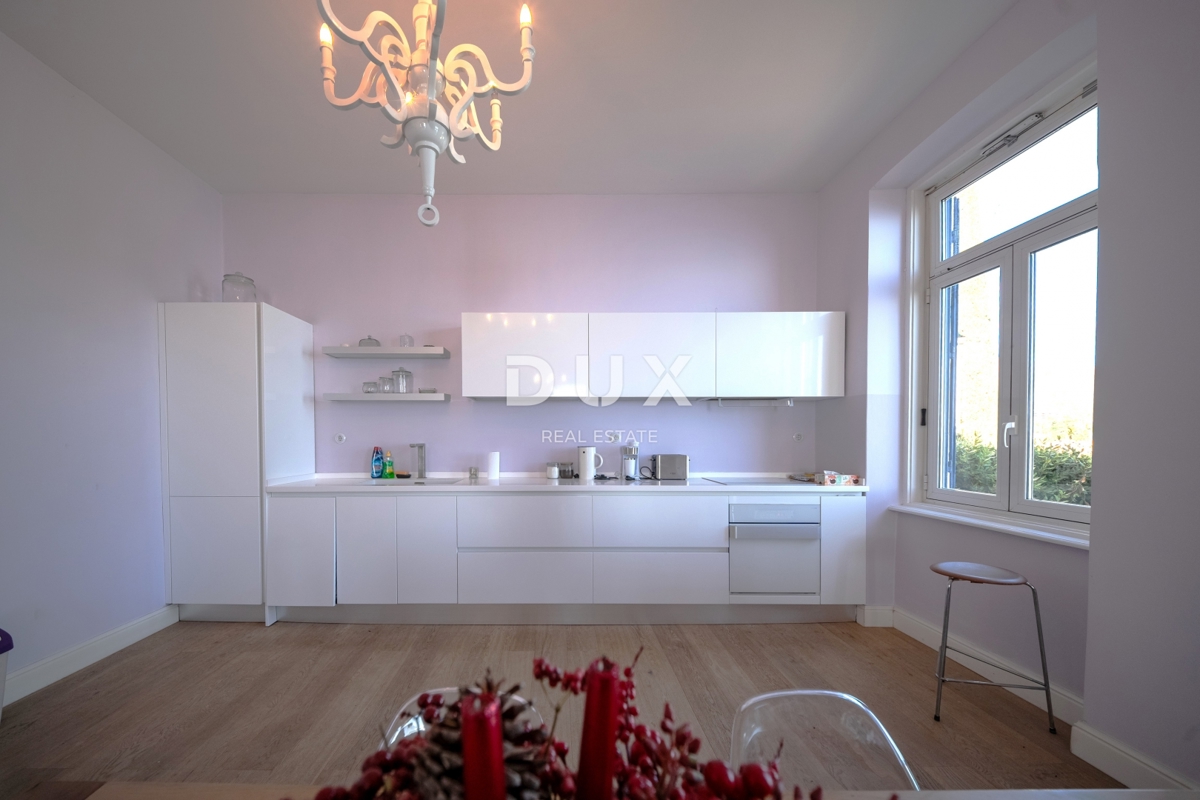 OPATIJA, IČIĆI - Appartamento esclusivo fronte mare in villa storica