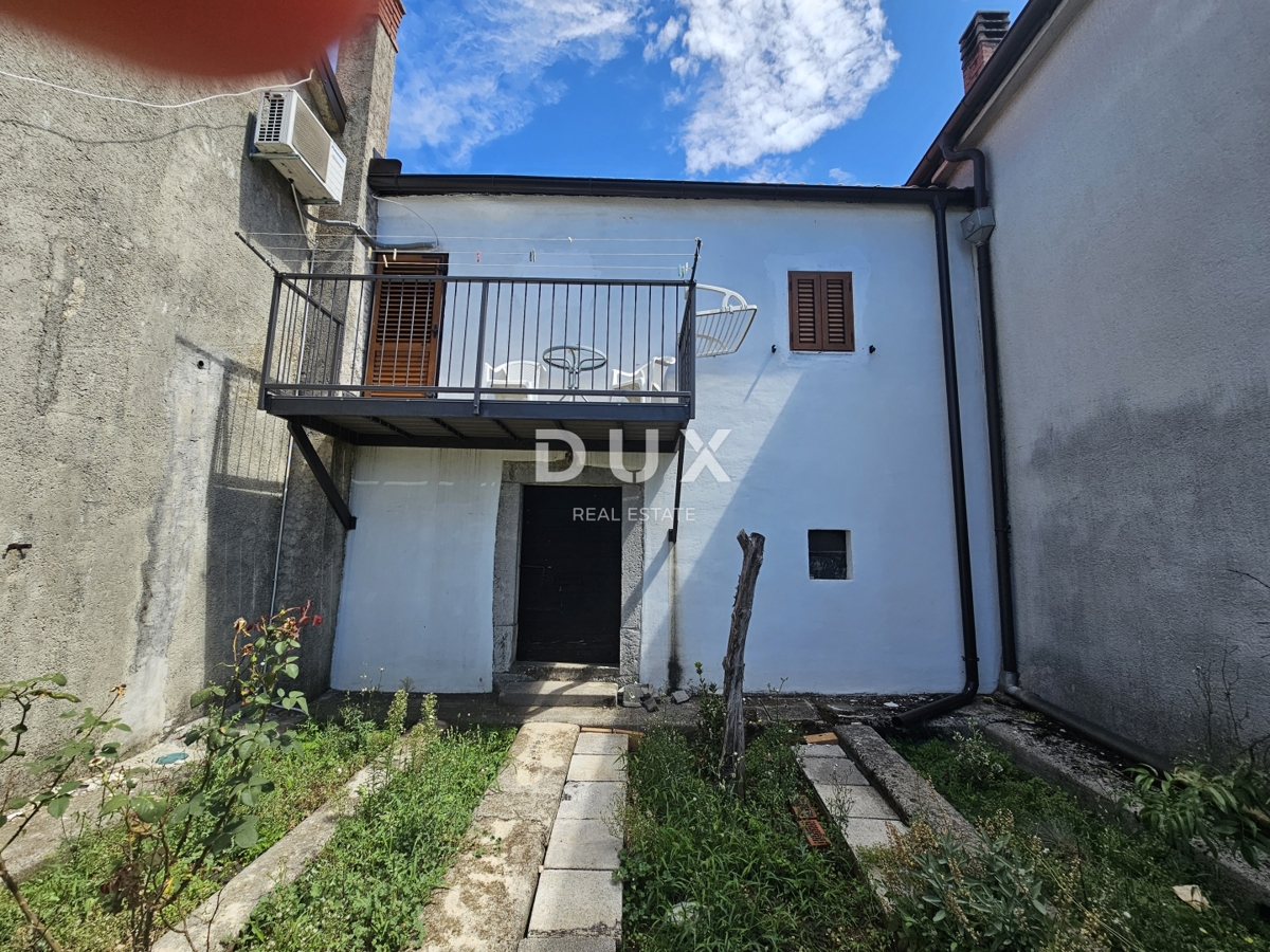 ČAVLE, CERNIK - 1 camera da letto + soggiorno, 50 m2 vicino al centro con una taverna di 50 m2 e posto auto