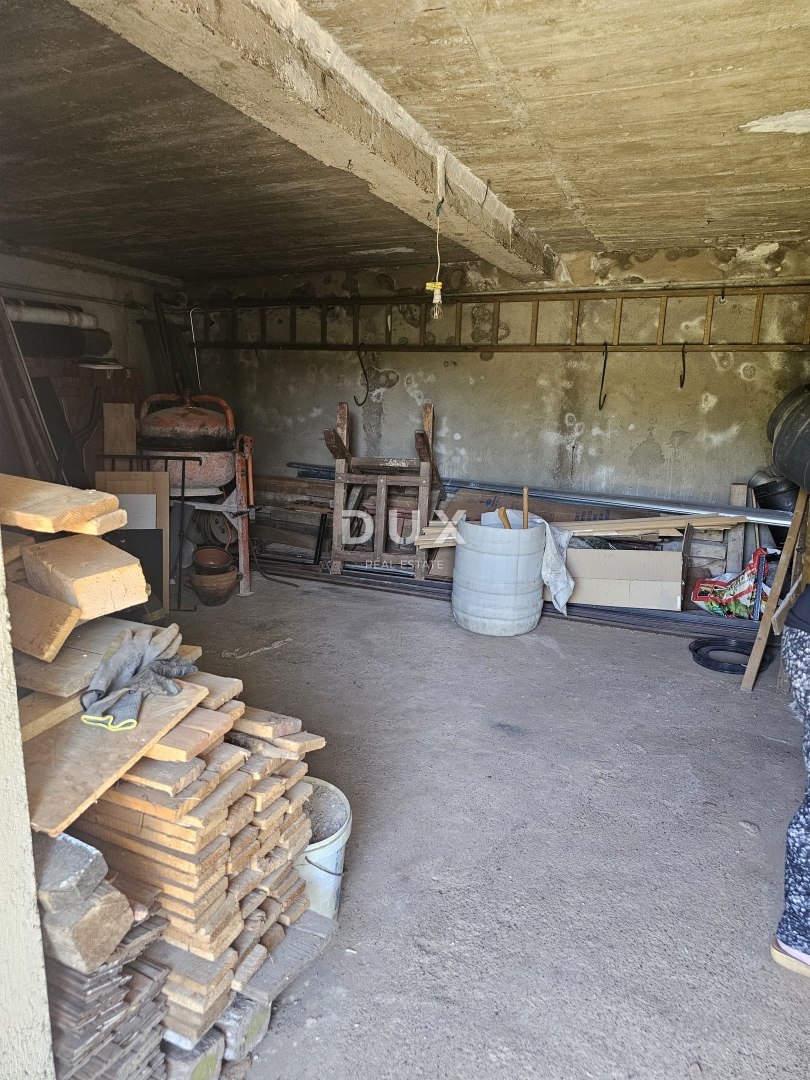 ČAVLE, CERNIK - 1 camera da letto + soggiorno, 50 m2 vicino al centro con una taverna di 50 m2 e posto auto