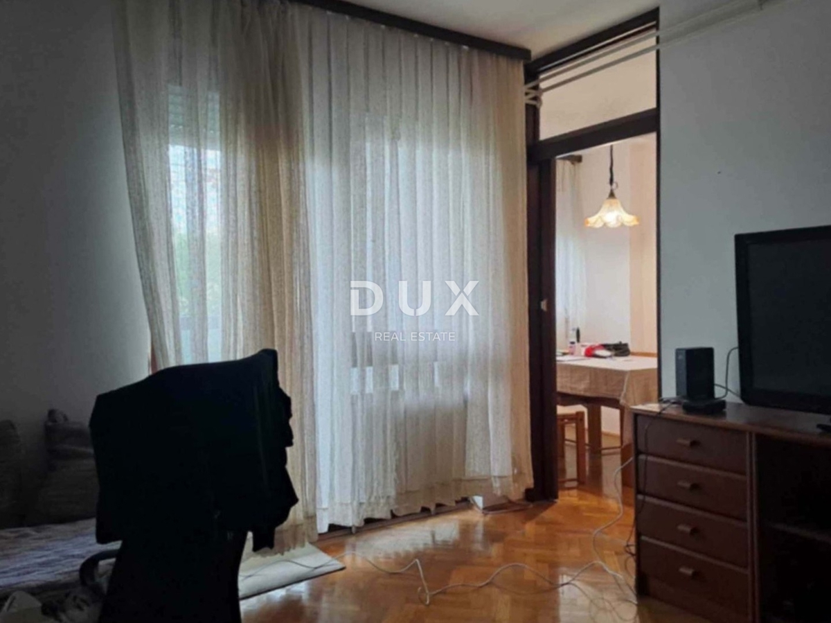 ZAGABRIA, KVATRIĆ - Appartamento funzionale con terrazza e potenziale di ristrutturazione