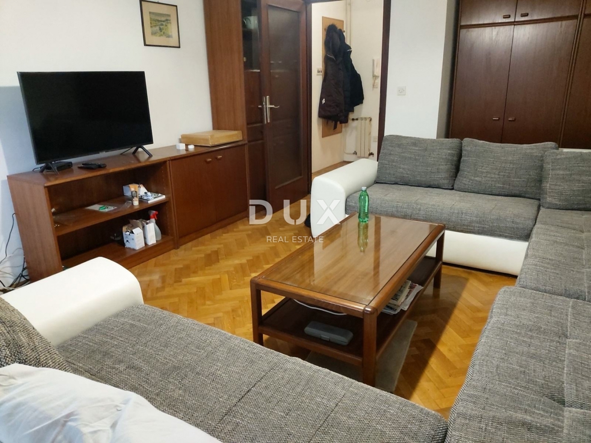 ZAGABRIA, KVATRIĆ - Appartamento funzionale con terrazza e potenziale di ristrutturazione