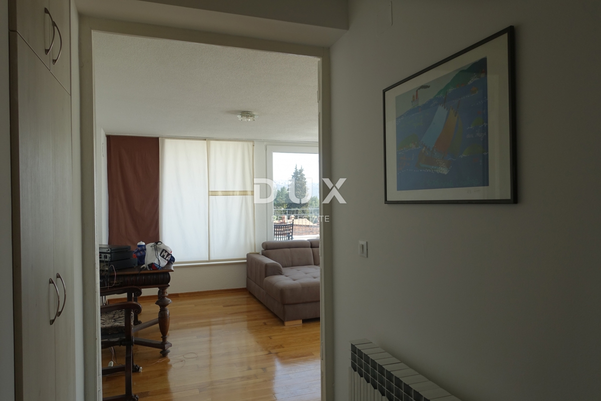OPATIJA, OPATIJA - Appartamento di 130 m2 in una villa austro-ungarica con parcheggio di 60 m2