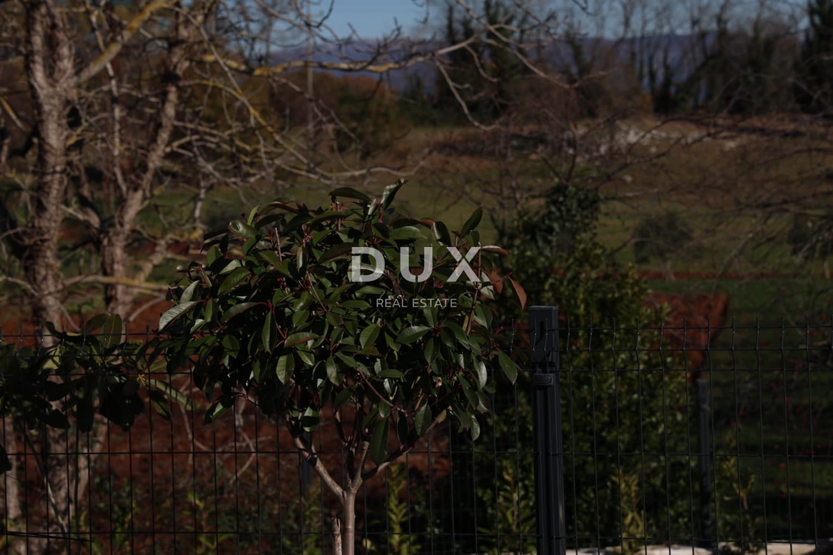 ISTRIA, LABIN - Nuova casa al piano terra con terreno aggiuntivo per la costruzione