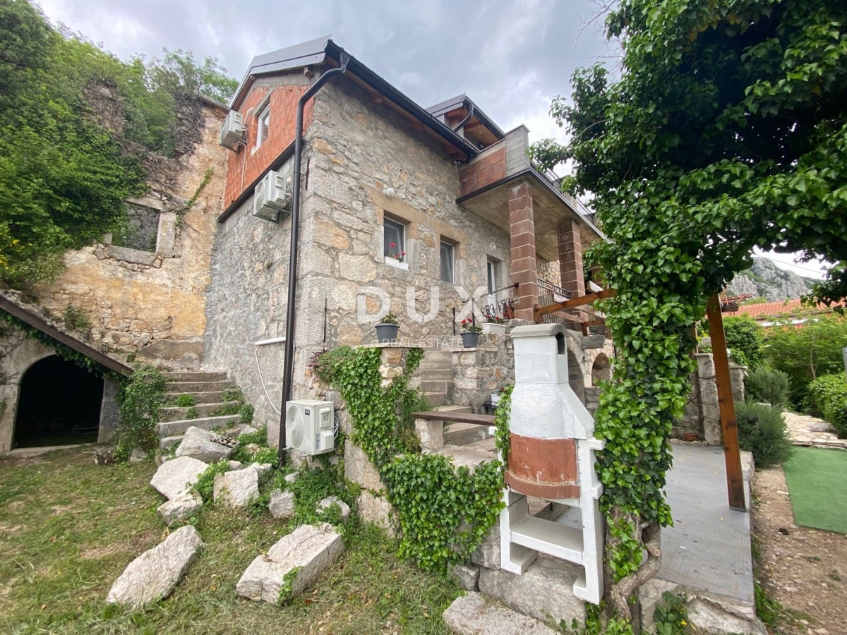 CRIKVENICA, BELGRADO - due appartamenti con vista mare + cortile + casa da ristrutturare! OCCASIONE IMPERDIBILE!!!