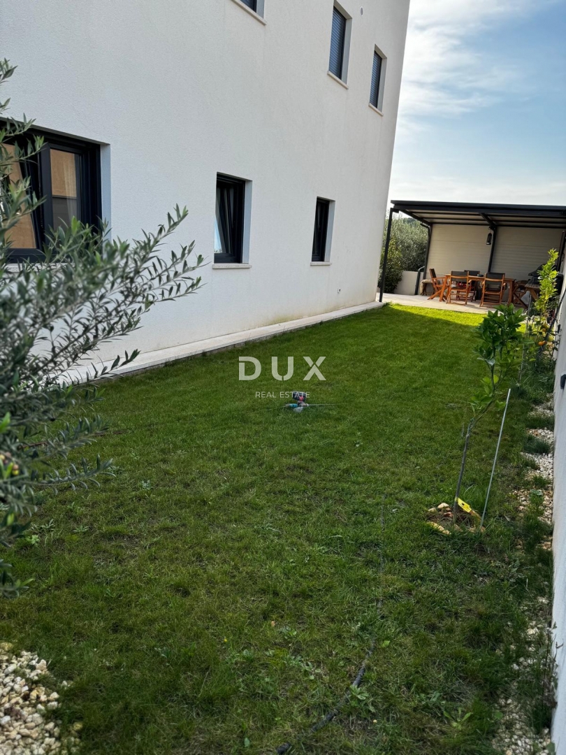 ISTRIA, POLA - Appartamento al piano terra con giardino privato e piscina!