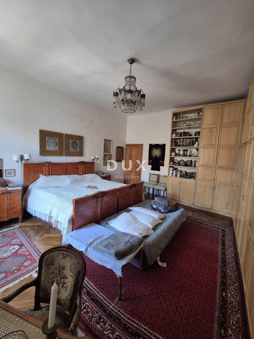 ISTRIA, POLA - Appartamento in stile austro-ungarico di grande pregio