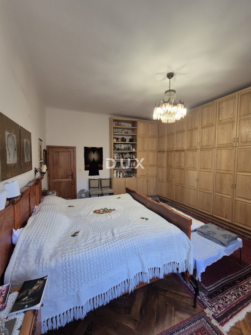 ISTRIA, POLA - Appartamento in stile austro-ungarico di grande pregio