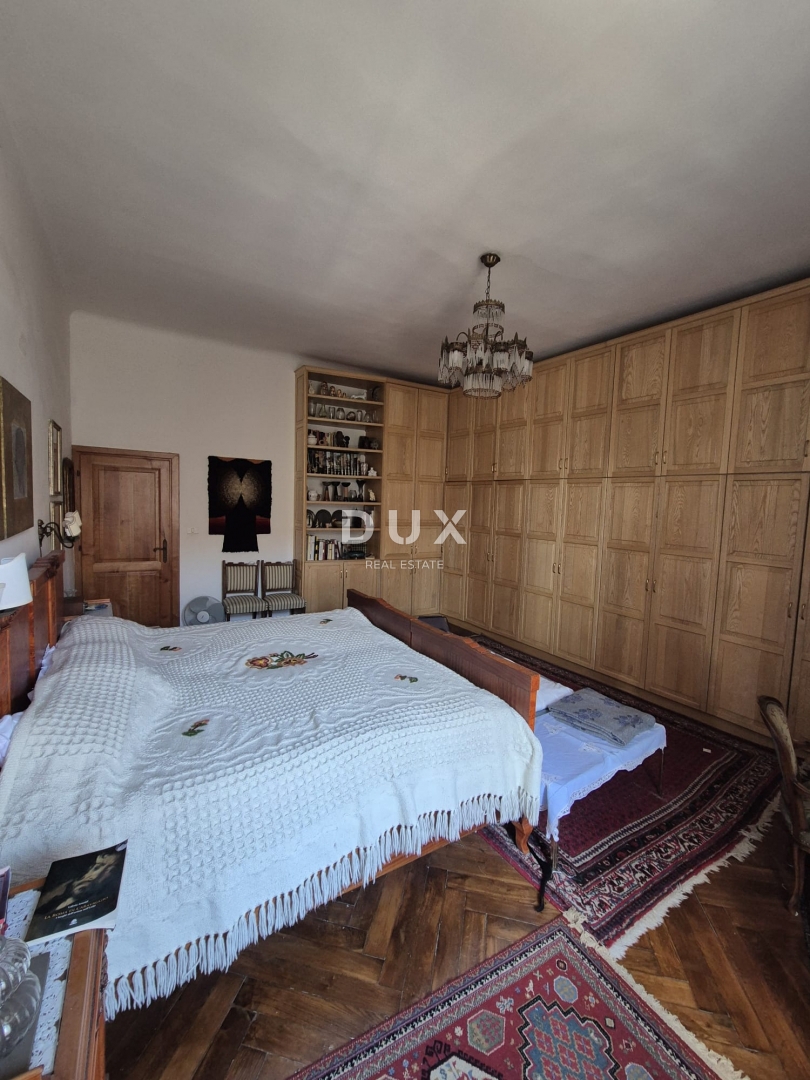 ISTRIA, POLA - Appartamento in stile austro-ungarico di grande pregio