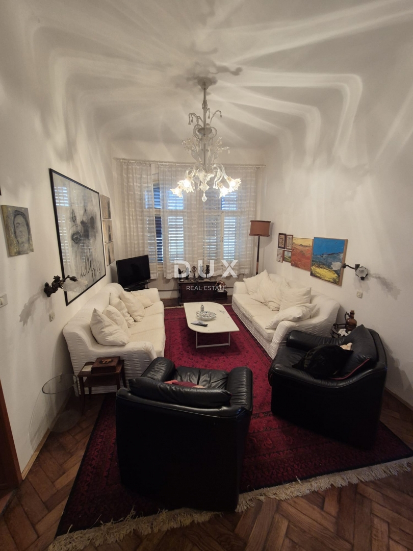 ISTRIA, POLA - Appartamento in stile austro-ungarico di grande pregio